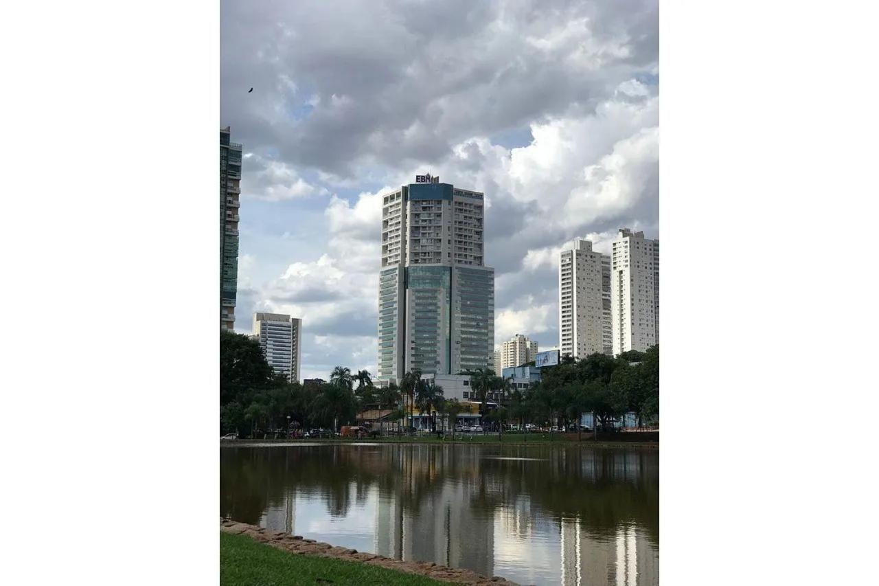 WB3002 Lindo Studio próximo ao Parque Vaca Brava Goiânia Exterior foto